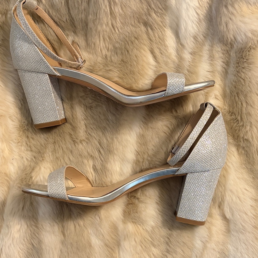 IDIFU Cookie-LO low block heel sandals in silver glitter